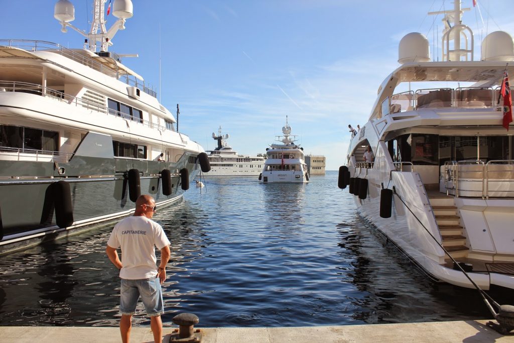 Monaco Capitenarie superyacht mooring