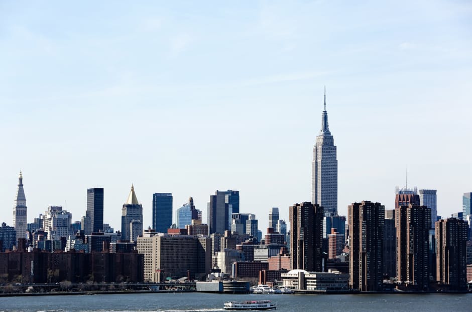 New York's skyline and your yacht charter have lots in common