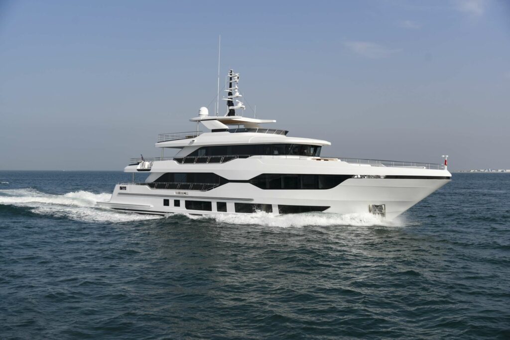 Dutch Marine Technicians name Feadship's Viva 'Boat of 2022